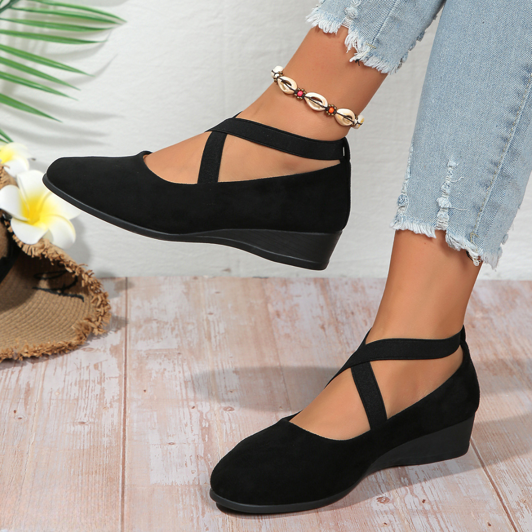 Ida | Women's Ribbed Slip-On Comfort Loafer