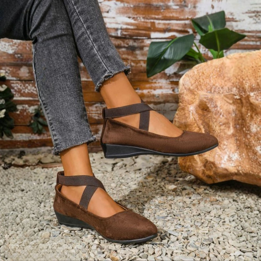 Ida | Women's Ribbed Slip-On Comfort Loafer