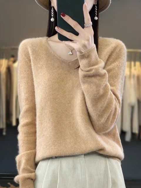 Yara | Women's Relaxed-Fit V-Neck Sweater – Weekend Style
