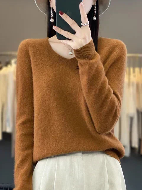 Yara | Women's Relaxed-Fit V-Neck Sweater – Weekend Style