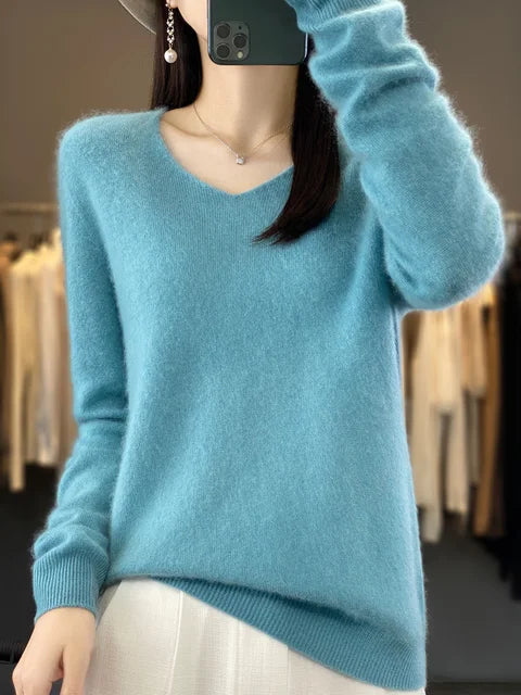 Yara | Women's Relaxed-Fit V-Neck Sweater – Weekend Style