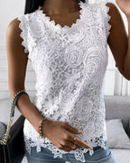Dorlies | Women's Lace Tank Top with Scalloped Hem