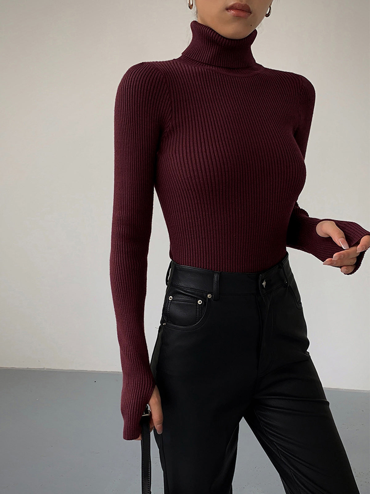 Stylish Ribbed Turtleneck Spring Sweater for Women