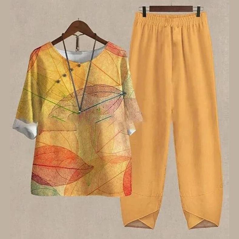 Tineke | Women's Relaxed Two-Piece Knit Top and Pants Lounge Set