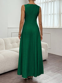 Myrthe | Women's Pintuck A-Line Sleeveless Maxi Dress