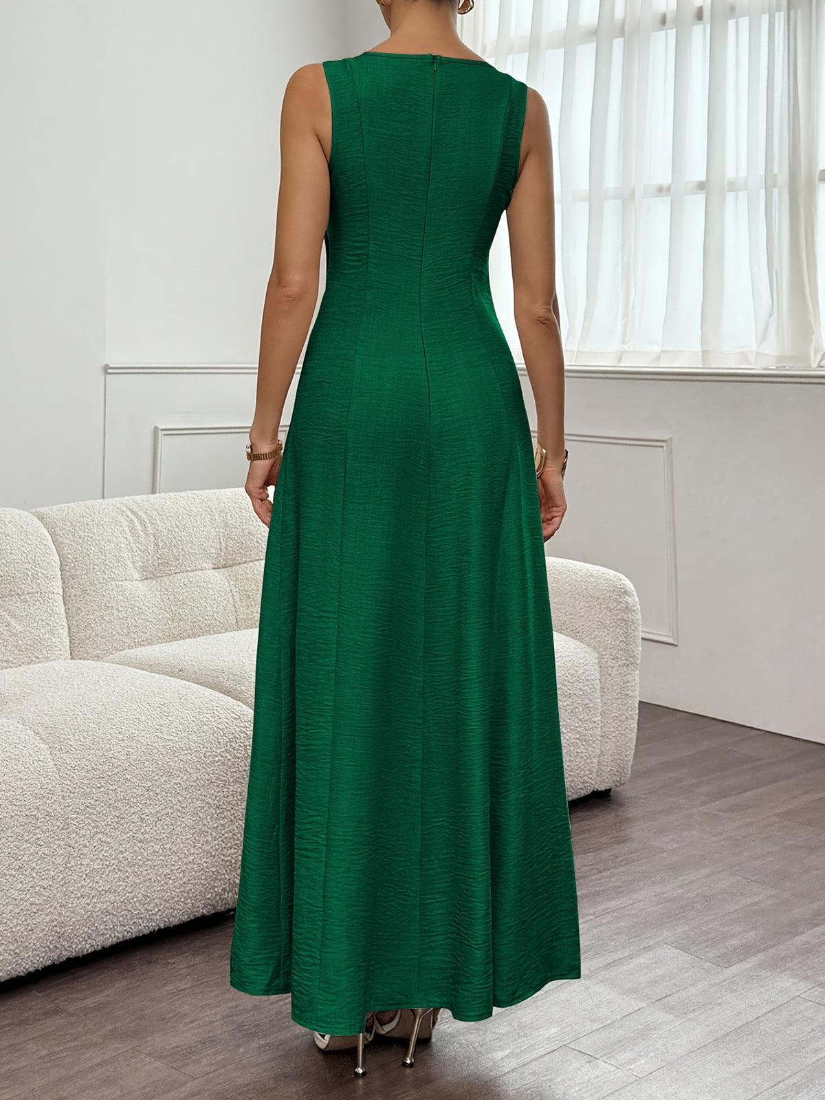Myrthe | Women's Pintuck A-Line Sleeveless Maxi Dress