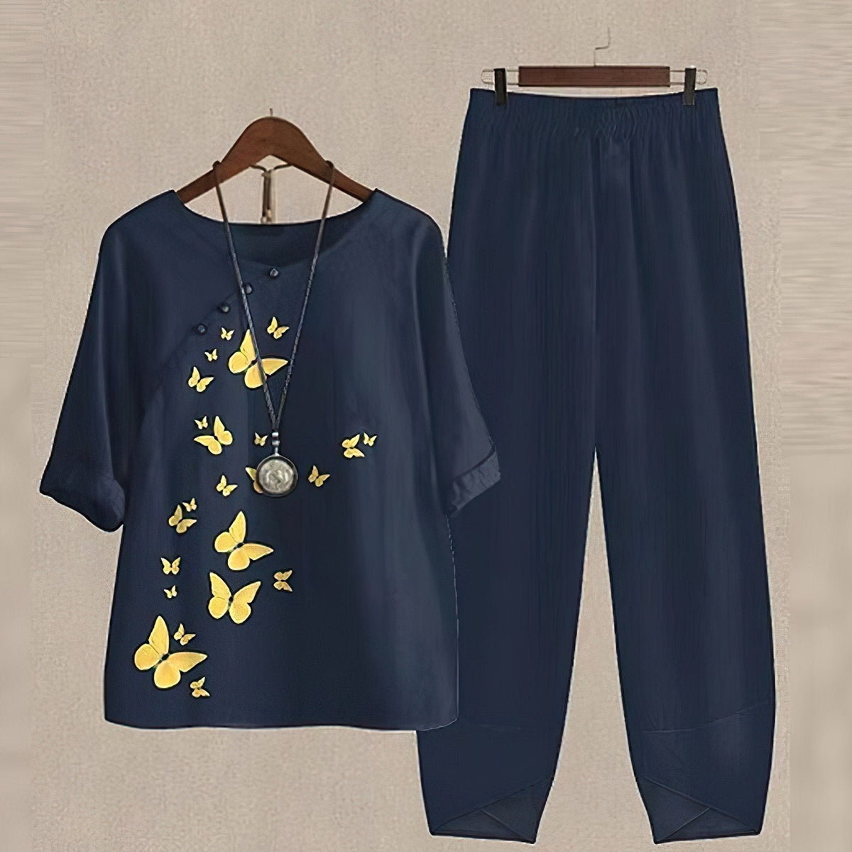 Tineke | Women's Relaxed Two-Piece Knit Top and Pants Lounge Set