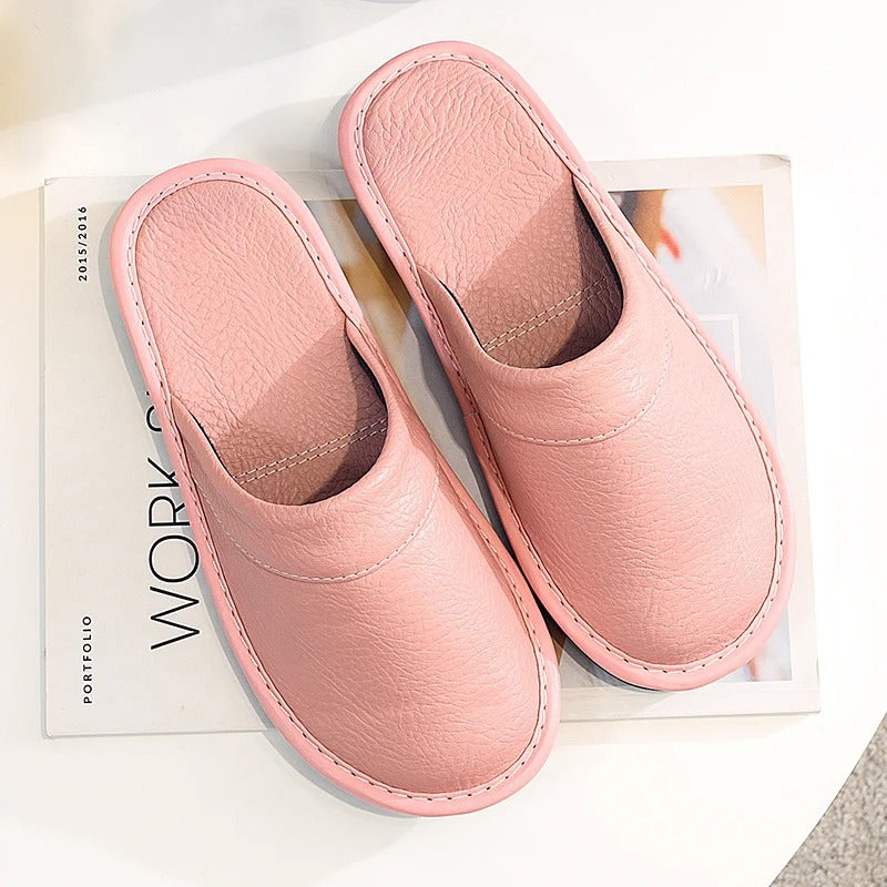 Brian | Men's Clog Slippers with Stitched Trim