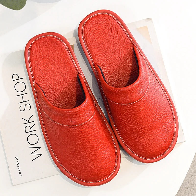 Brian | Men's Clog Slippers with Stitched Trim