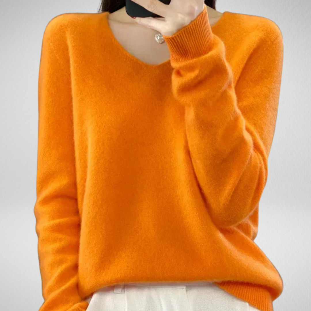 Yara | Women's Relaxed-Fit V-Neck Sweater – Weekend Style