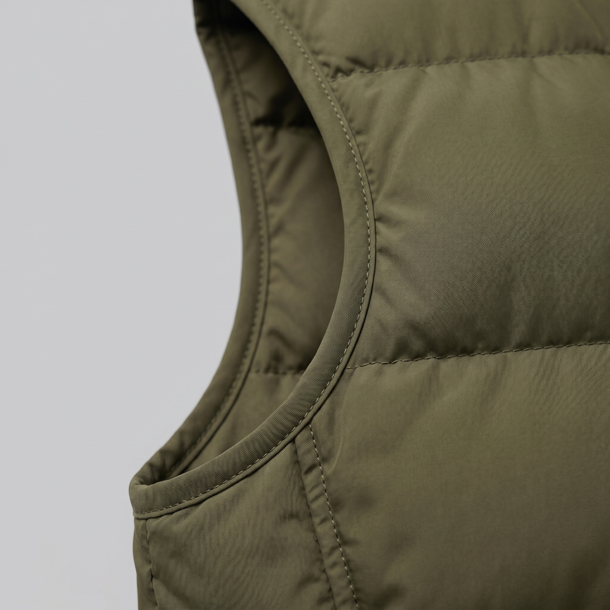 Henrik | Men's Quilted Stand-Collar Gilet with Zip Pockets