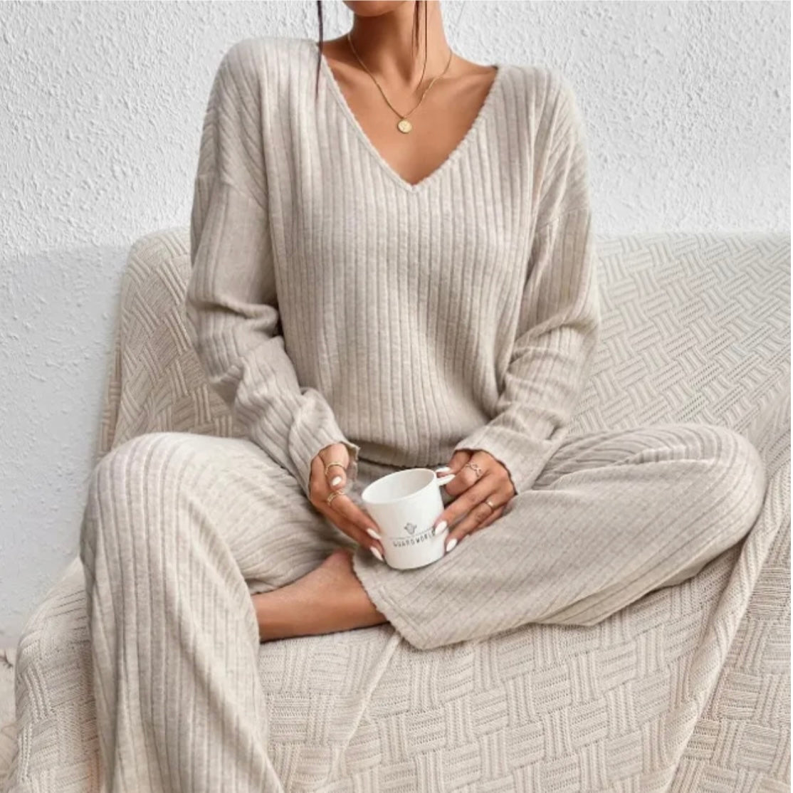 Lauretta | Women's V-Neck Knit Loungewear Two-Piece Set