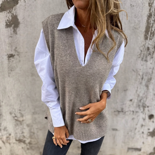 Frankie | Women's Oversized Ribbed V-Neck Knit Vest