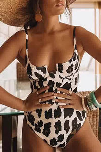 Jacoba | Women's Cow Print Underwire One-Piece Swimsuit